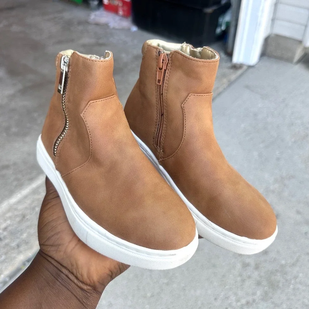 Kenneth Cole New York Girls Reece Carter Faux Leather Ankle Boots Size 12 Cognac